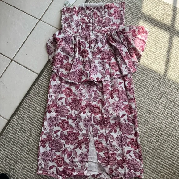 Tuckernuck Hyacinth House Rosewood Floral Roxanne Midi Dress - Picture 7 of 11